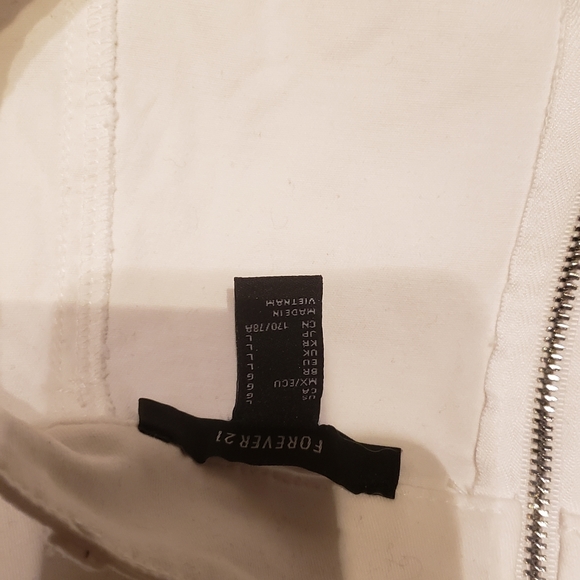 Forever 21 Skirt - Picture 4 of 4